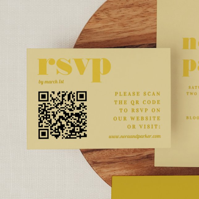 Carte D'accompagnement Beurre jaune simple Mariage QR Code RSVP (Butter Yellow Simple Wedding QR Code RSVP Enclosure Card)