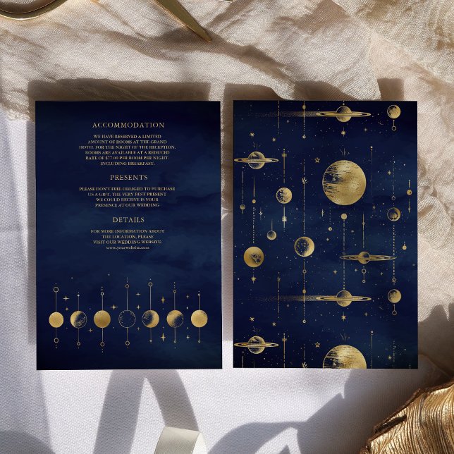 Carte D'accompagnement Bleu Céleste Or Croissant de Lune Phases de Lune M (Créateur téléchargé)