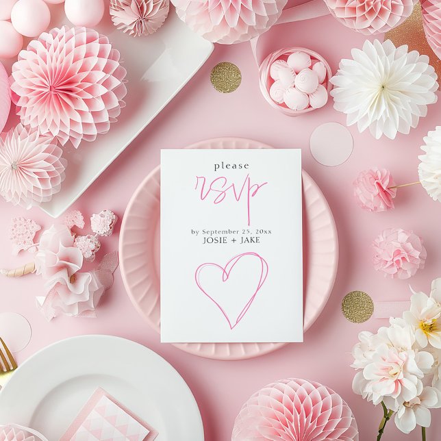 Carte D'accompagnement Boîtier rsvp coeur rose romantique (Simple and clean pink and white "rsvp" wedding response card with a pink hand drawn style love heart)