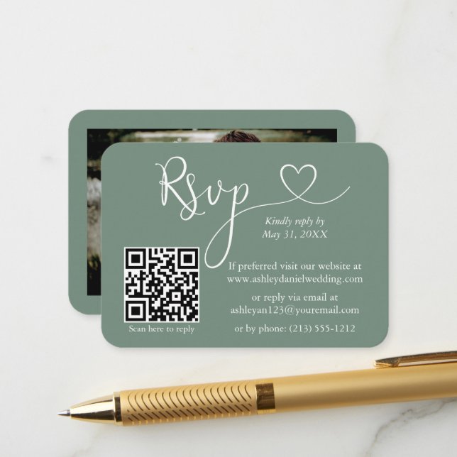 Carte D'accompagnement Calligraphie Coeur Photo Mariage Sage Green RSVP Q (Devant/Arrière en situation)