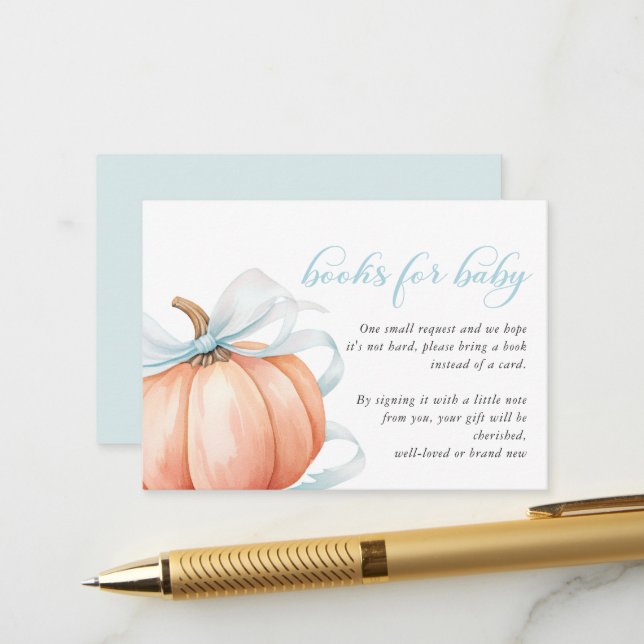 Carte D'accompagnement Citrouille Blue Bow Baby shower Livres pour bébé (Devant/Arrière en situation)