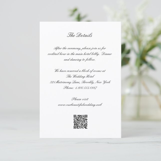 Carte D'accompagnement Classic Black and White QR Code Timeless Wedding (Debout devant)