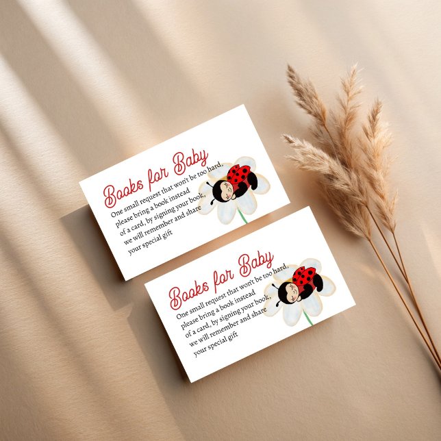 Carte D'accompagnement Demande de livre pour baby shower coccinelle (Ladybug baby shower book request enclosure card cute sleeping ladybug on a daisy books for baby card)