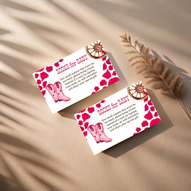 Carte D'accompagnement Demande de réservation de baby shower de rodéo wes (Cowgirl western rodeo baby shower book request enclosure card pink cow pattern books for baby cards)