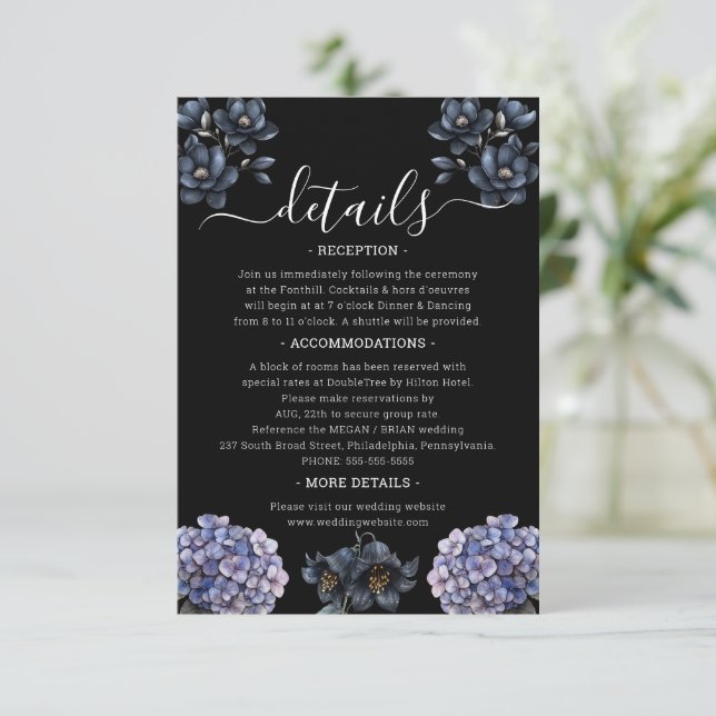 Carte D'accompagnement Détails de mariage de script classique floral noir (Debout devant)