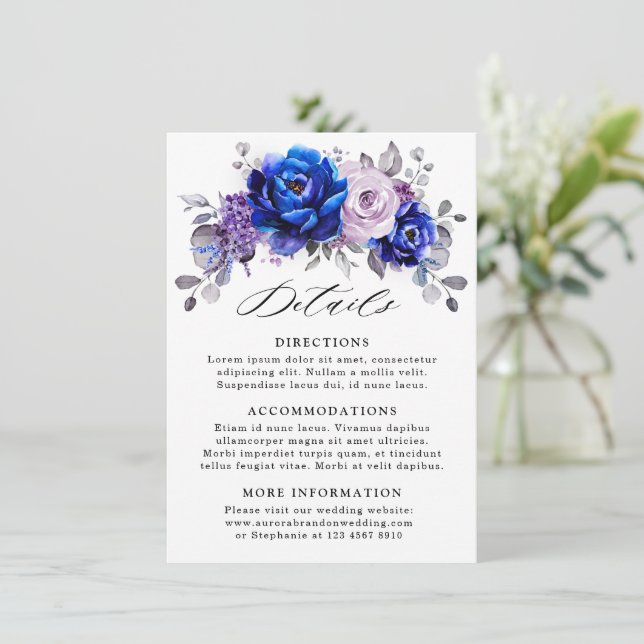 Carte D'accompagnement Détails de mariage floral de lilas bleu royal pour (Debout devant)