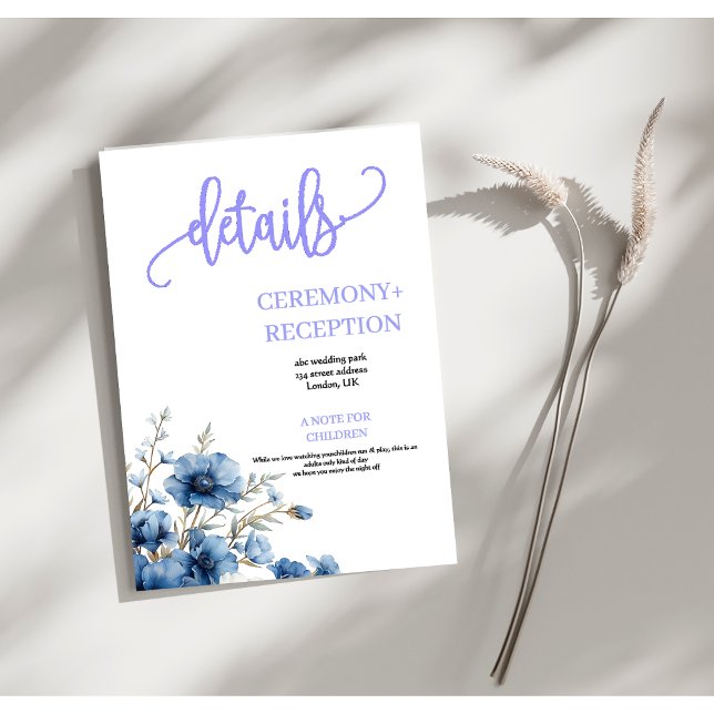 Carte D'accompagnement Détails du mariage floral bleu et blanc Dusty (Créateur téléchargé)