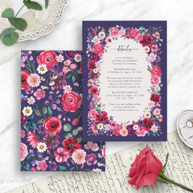 Carte D'accompagnement Détails du Mariage Floral rouge (Moody Red Floral Wedding Details Enclosure Card by Painted Paperie
)