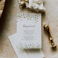 Directions de mariage avec des fleurs sauvages dél