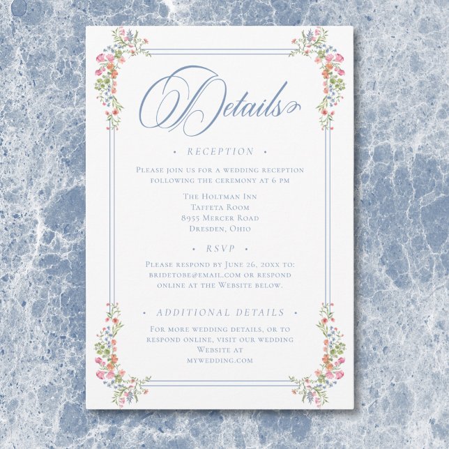 Carte D'accompagnement Elégant Dusty Blue Pastel Fleur sauvage Mariage Cr (Elegant Dusty Blue Pastel Wildflower Crest Wedding Enclosure Card)