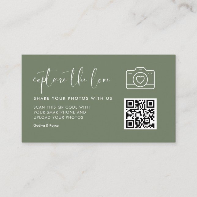 Carte D'accompagnement Élégant et moderne Dark Sage Vert Capturer l'amour (Devant)