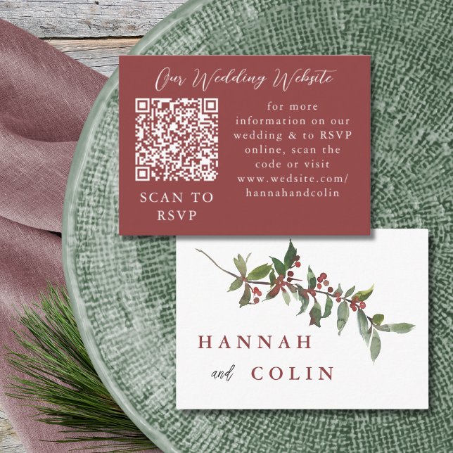 Carte D'accompagnement Elégante Berries d'hiver Red Green Web QR RSVP (Créateur téléchargé)