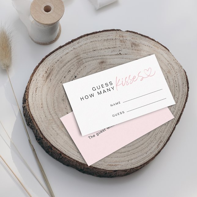 Carte D'accompagnement Jeu de Salle de Mariage Moderne 'Devinez Combien d (Modern Guess How Many Kisses Bridal Shower Game Enclosure Card)