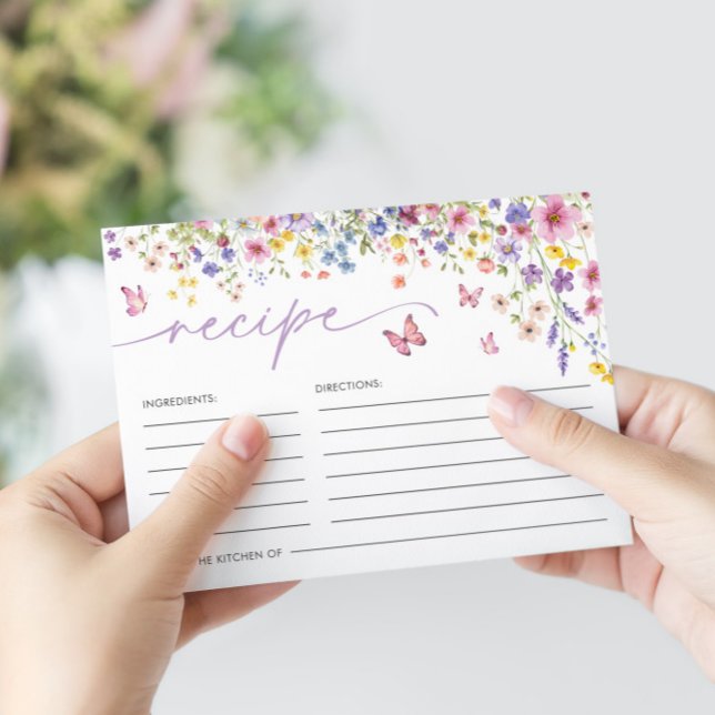 Carte D'accompagnement L'amour dans la Fête des mariées florale des papil (Love in Bloom Floral Butterfly Bridal Shower Enclosure Card)