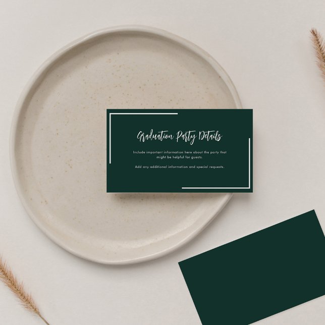 Carte D'accompagnement Moderne Géométrique Graduation 2025 Parti Vert (Graduation Party Details Enclosure Green and White Card)