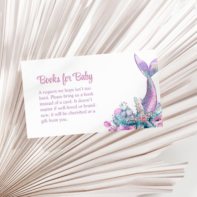 Carte D'accompagnement Pastel Floral Mermaid Tail Starfish Livres pour bé (Pastel Floral Mermaid Tail Starfish Books for Baby Enclosure Card on a sunny neutral dry palm leaf.)