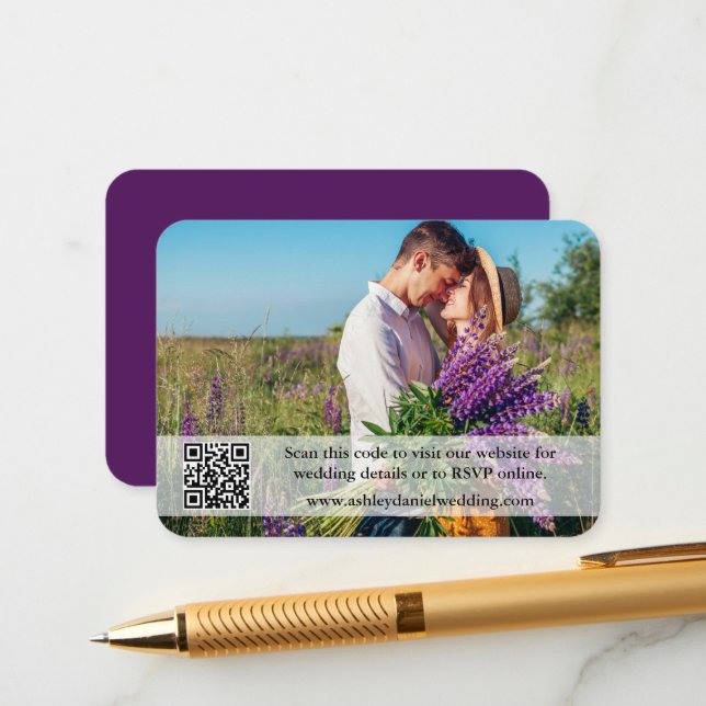 Carte D'accompagnement Site mariage QR Overlay Photo Purple (Devant/Arrière en situation)