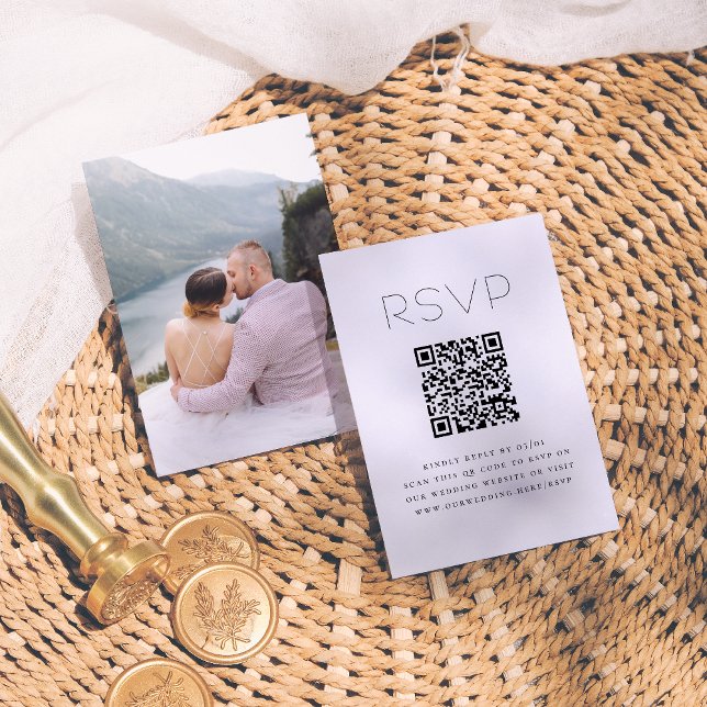 Carte D'accompagnement Typographie simple Code QR Mariage photo RSVP (Créateur téléchargé)