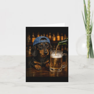 Carte Dachshund buvant de la bière Mème de chien drôle V