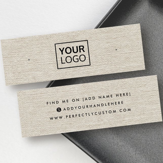 Carte d'affichage du logo de la boucle d'oreille (Light tan linen logo stud earring display card)