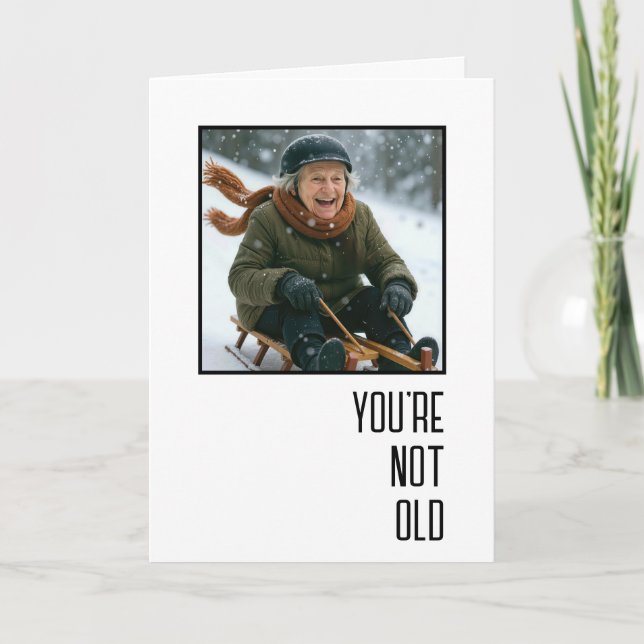Carte Dame âgée faisant du toboggan le jour de son anniv (Devant)