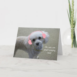 Carte d'anniversaire blanche de caniche par le