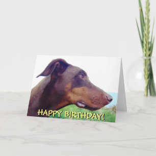 Carte d'anniversaire de doberman rouge