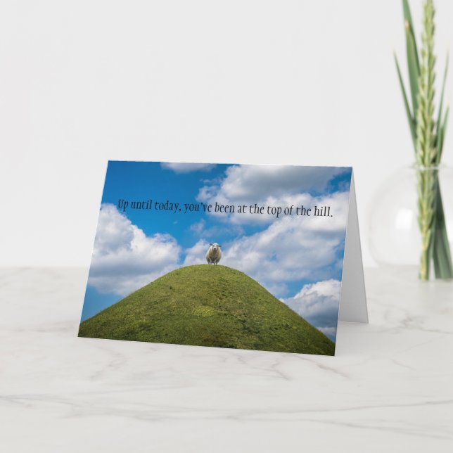 Carte d'anniversaire de Sheep Top of the Hill/Over (Devant)