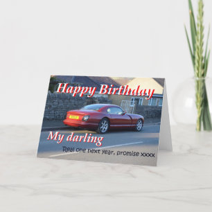 Carte d'anniversaire de voiture de sport