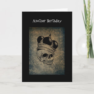 Carte d'anniversaire d'un crâne plus proche d'un a