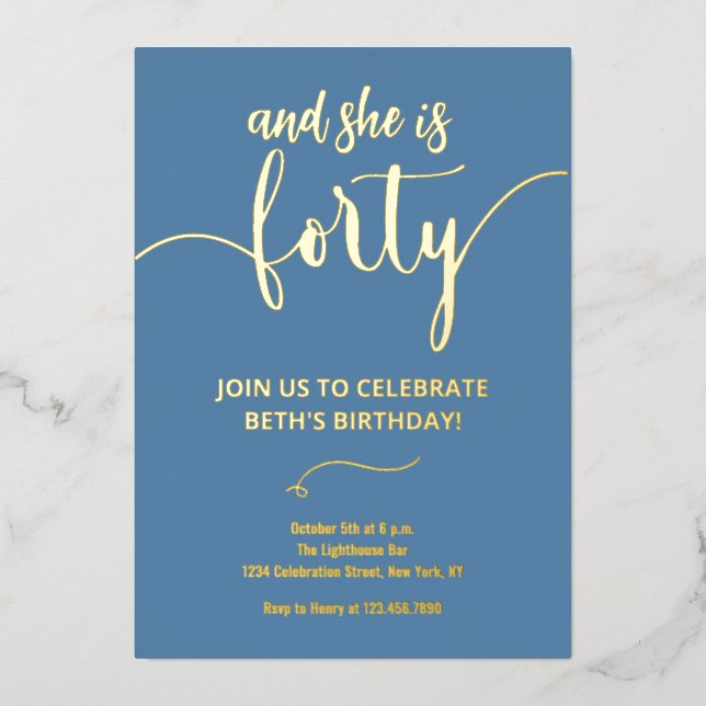 Carte d'anniversaire élégante poussiéreuse bleue e (Recto)