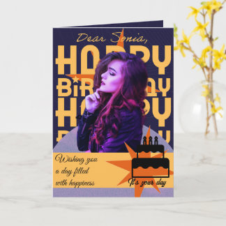 Carte d'anniversaire enveloppée de vœux