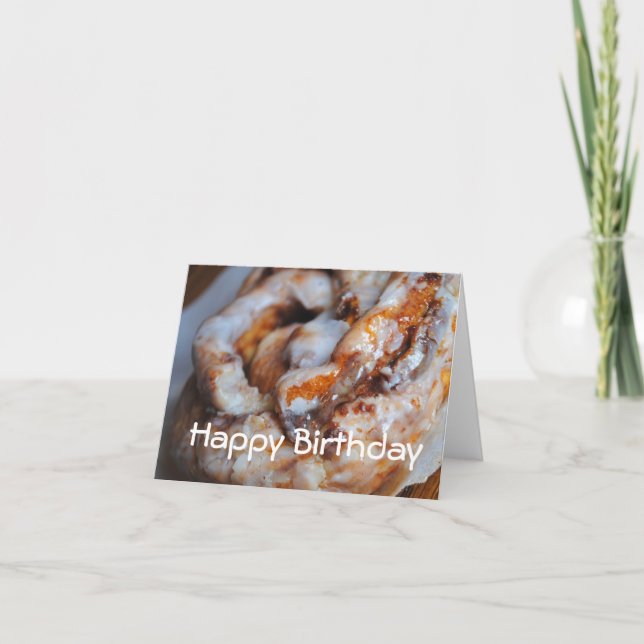 Carte d'anniversaire joyeuse à Cinnamon Roll (Devant)