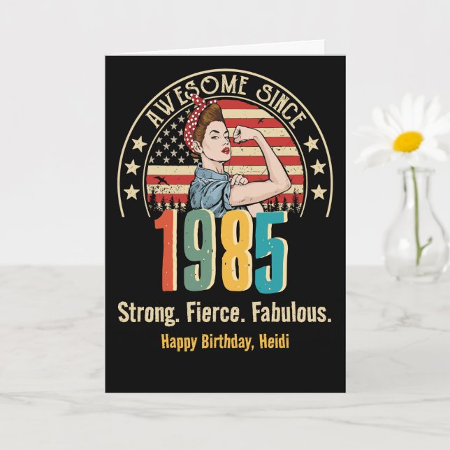 Carte d'anniversaire personnalisée Retro Rosie Riv (Petite plante)
