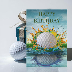 Carte d'anniversaire pour golfeur frappant une bal