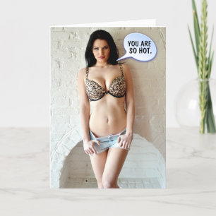 CARTE D'ANNIVERSAIRE WILD BIKINI GIRL