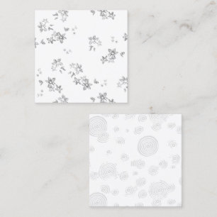 Carte D'appel photo en noir et blanc de bulles sur un dos blanc