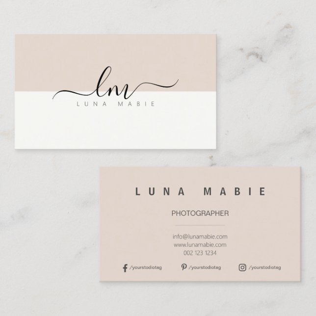 Carte D'appel Violet et blanc, monogramme calligraphique minimal (Devant / Derrière)