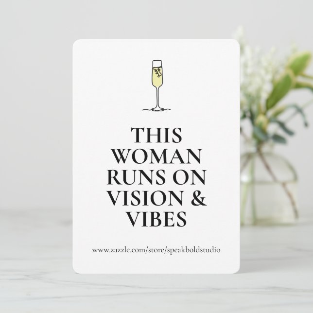 Carte d'autonomisation pour femmes, Citations de V (Debout devant)
