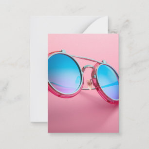 Carte De Correspondance Conception avec lunettes de soleil, rose cool
