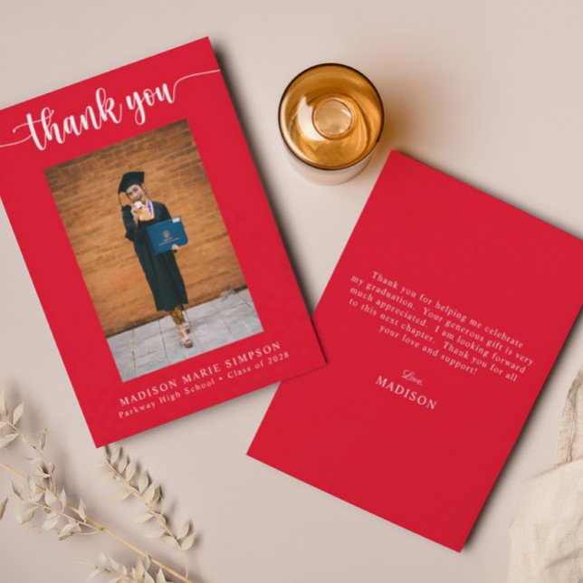 Carte De Correspondance Élégant Script Red Graduation Merci photo (Créateur téléchargé)