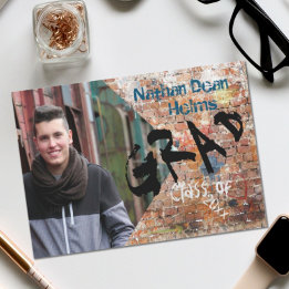 Carte de faire-part de remise de diplôme avec mur