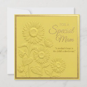 Carte de fête des mères à motif floral embossé