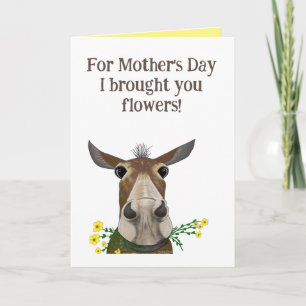 Carte de fête des mères avec mule mignonne et fleu