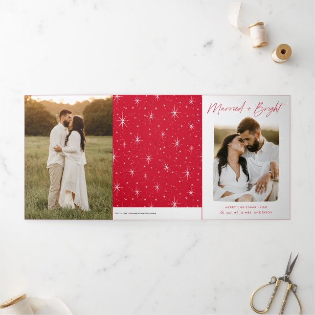 Carte De Fin D'année Trois Volets Photo Marié et rouge vif Script 4 (Extérieur)