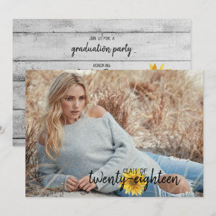 Carte de Graduation Rustique White Wood Sunflowers