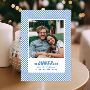 Carte de Hanukkah simple photo à carreaux bleus et