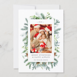 Carte de Noël avec photo de pin et de baies