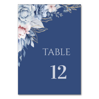 Carte de numéro de table en bleu poussiéreux flora