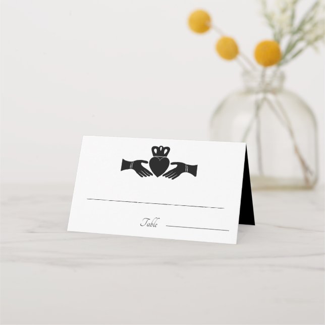 Carte De Placement Bague de Claddagh irlandais Simple Mariage noir et (Devant)